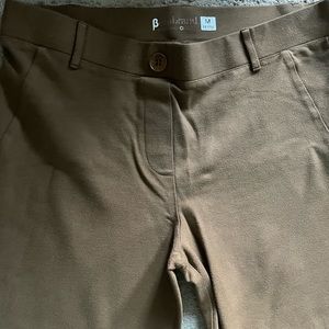 Beautiful Betabrand cocoa mocha color pants.